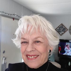 Meet your Posher, Sandra